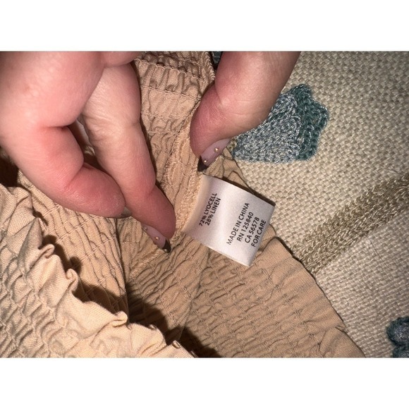 INTERMIX
Marissa Smocked Puff Sleeve Top L - Picture 10 of 11